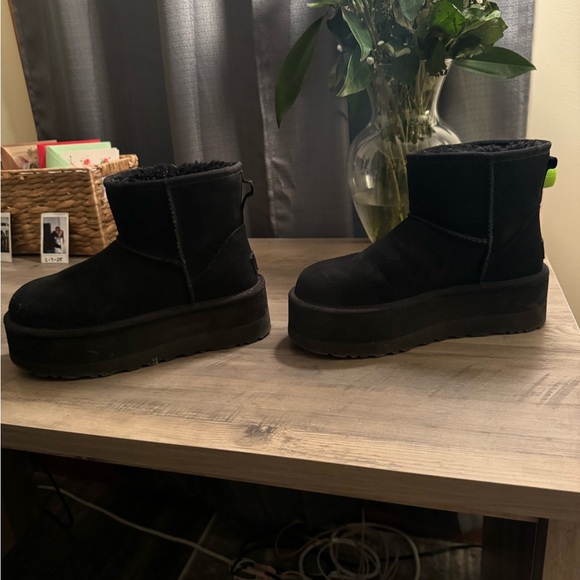 Platform Uggs - Picture 3 of 4